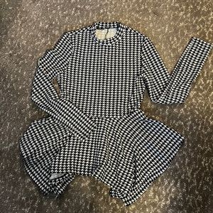 Elegant Round Neck Long Sleeve Pullovers Asymmetrical Hem Peplum Tops